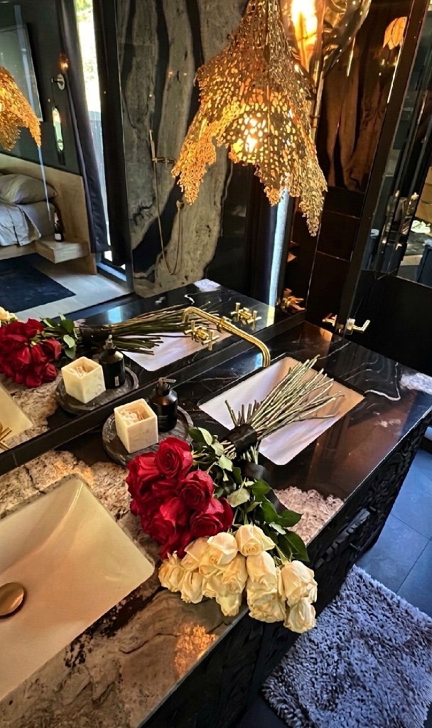 Luxury bathroom roses — The Bloom Room