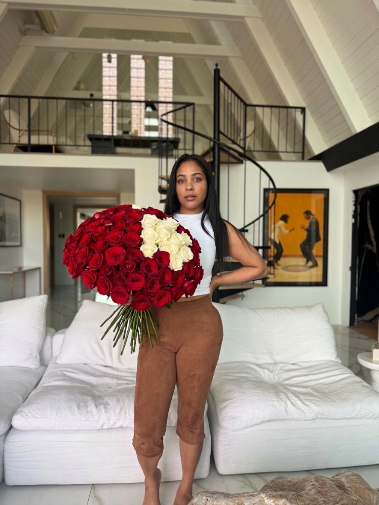 Grand Gesture — 75 rose luxury bouquet